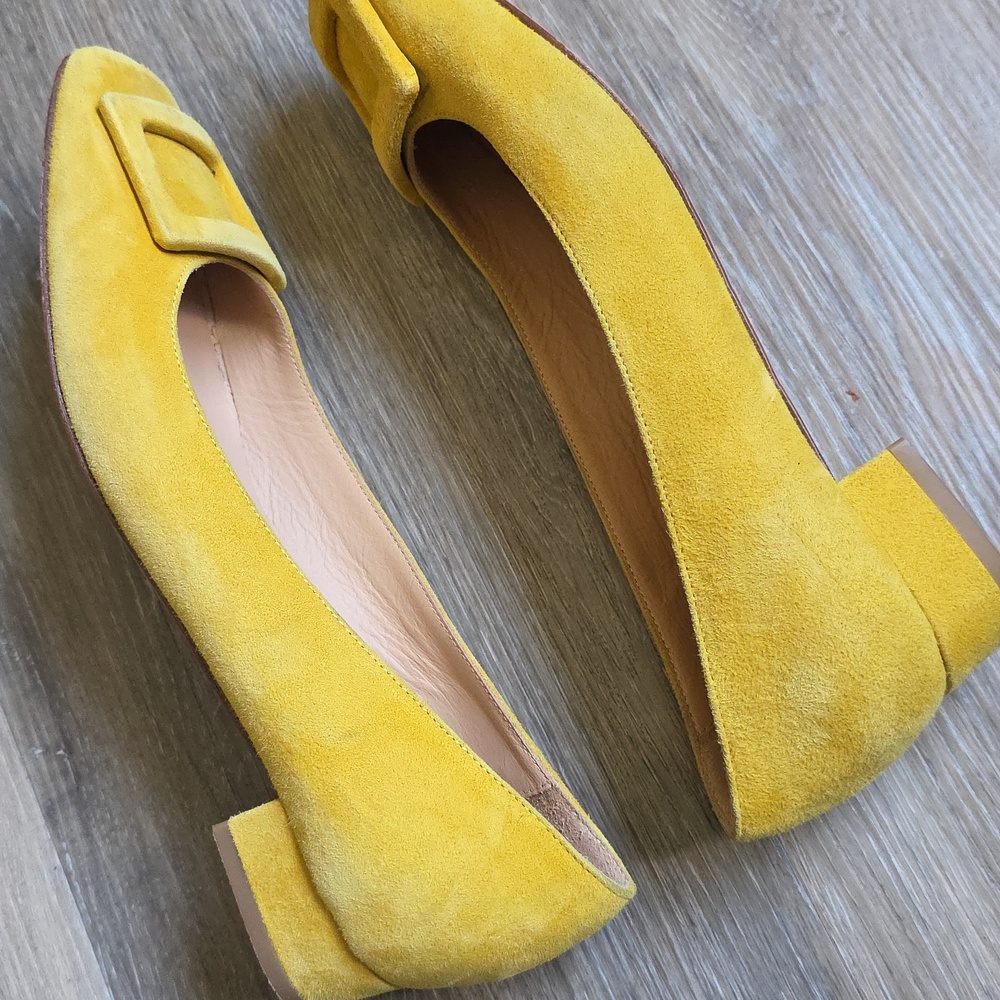 ANN MASHBURN Suede Square-Toe Flats - Picture 11 of 16